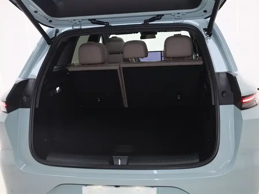 Li Xiang L6 Ideal L6 2025 Pro Smart Renewal Edition 2025 — миниатюра 4