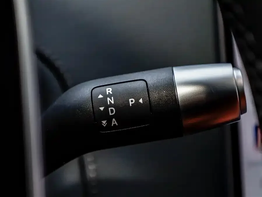 Li Xiang L6 Ideal L6 2025 Max Smart Renewal Edition 2025 — миниатюра 5