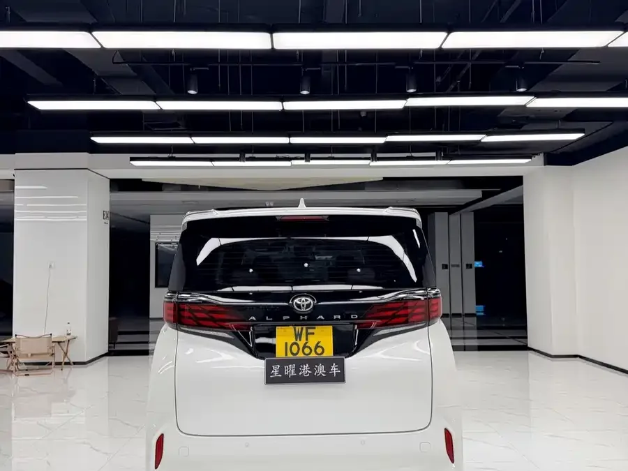 Toyota Alphard Alphard 2024 Hybrid 2.5L Premium Edition 2025 — миниатюра 5