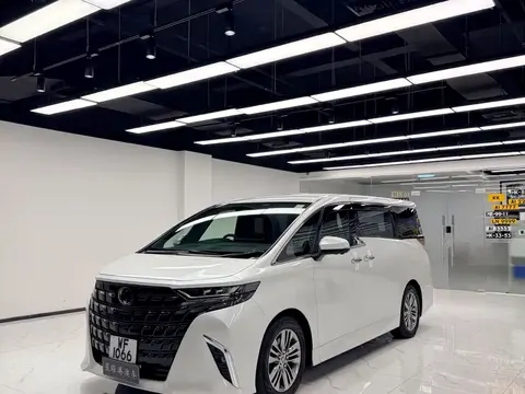 Toyota Alphard 2025 купить в Москве