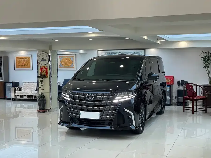 Toyota Alphard 2023
