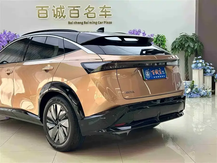 Nissan Ariya ARIYA 2022 two-wheel drive long-range top version 2023 — миниатюра 3