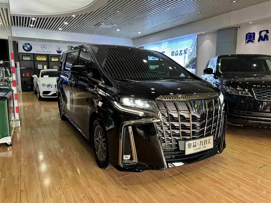Toyota Alphard 2023