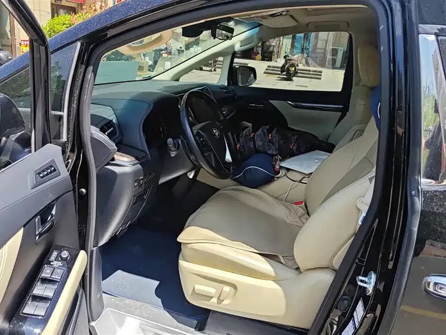 Toyota Alphard Alfa 2021 Dual Engine 2.5L Premium Edition 2023 — миниатюра 3