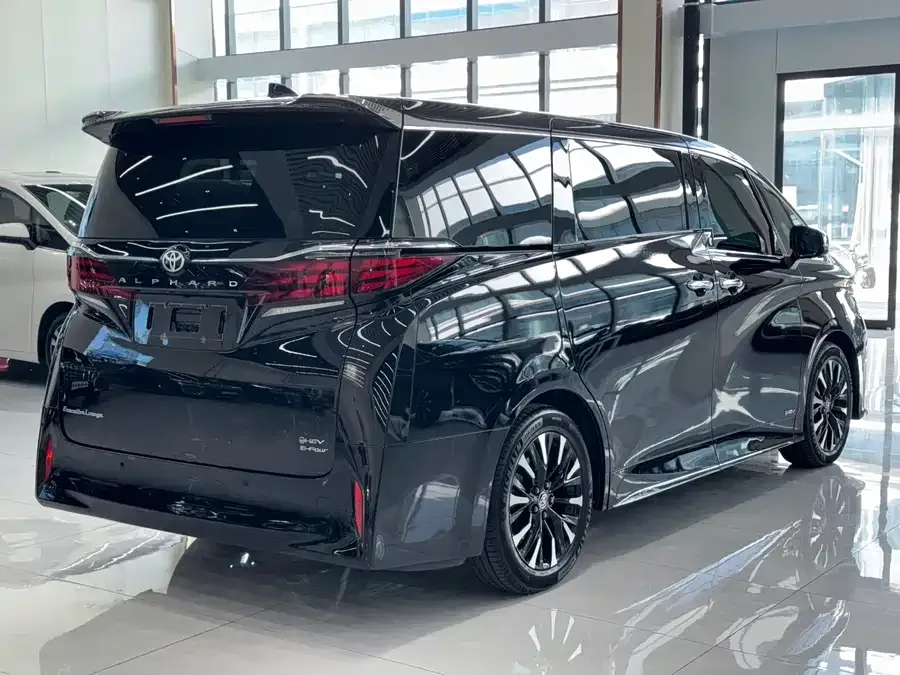 Toyota Alphard Alphard 2024 Hybrid 2.5L Premium Edition 2024 — миниатюра 4