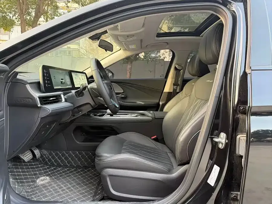 Chery Arrizo 8 Arrizo 8 2024 High Energy Edition 2.0T DCT 2024 — миниатюра 2