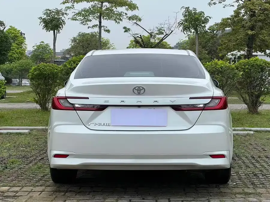Toyota Camry Camry 2024 2.0GVP Deluxe Edition 2024 — миниатюра 4