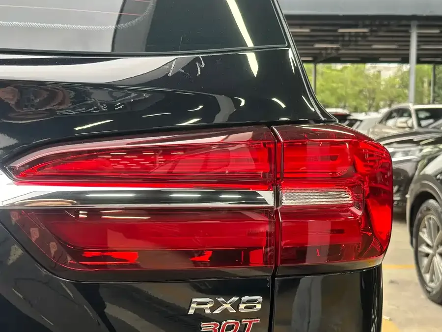 Roewe RX8 Roewe RX8 2019 30T Intelligent Network 2WD Super Flagship Edition 2022 — миниатюра 3