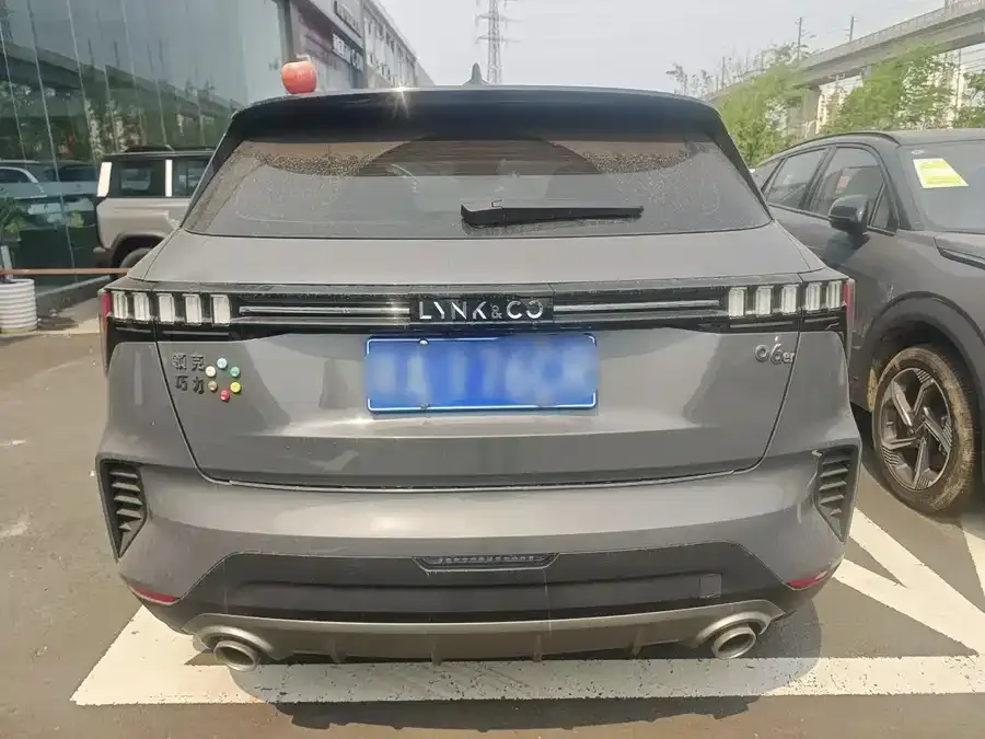 Lynk & Co 06 Lynk & Co 06 2023 Remix 1.5T Halo 2023 — миниатюра 4