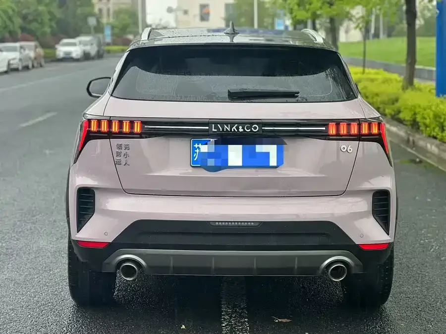 Lynk & Co 06 Lynk & Co 06 2023 Remix 1.5T Shero 2024 — миниатюра 3