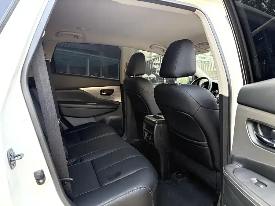 Nissan Murano Loulan 2021 2.5L XE 2WD Elite Edition 2023 — миниатюра 2