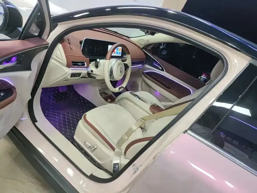 ORA Good Cat ORA Good Cat 2024 401km Luxury Model 2025 — миниатюра 3