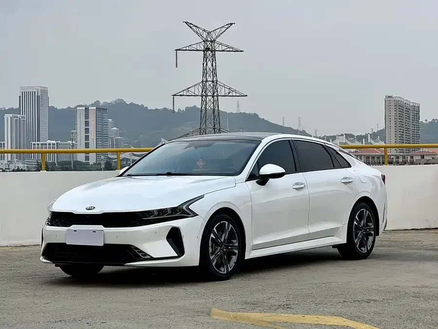 Kia K5 2020 380T GT-Line flagship version 2022 — фото 1, купить с доставкой в Москву