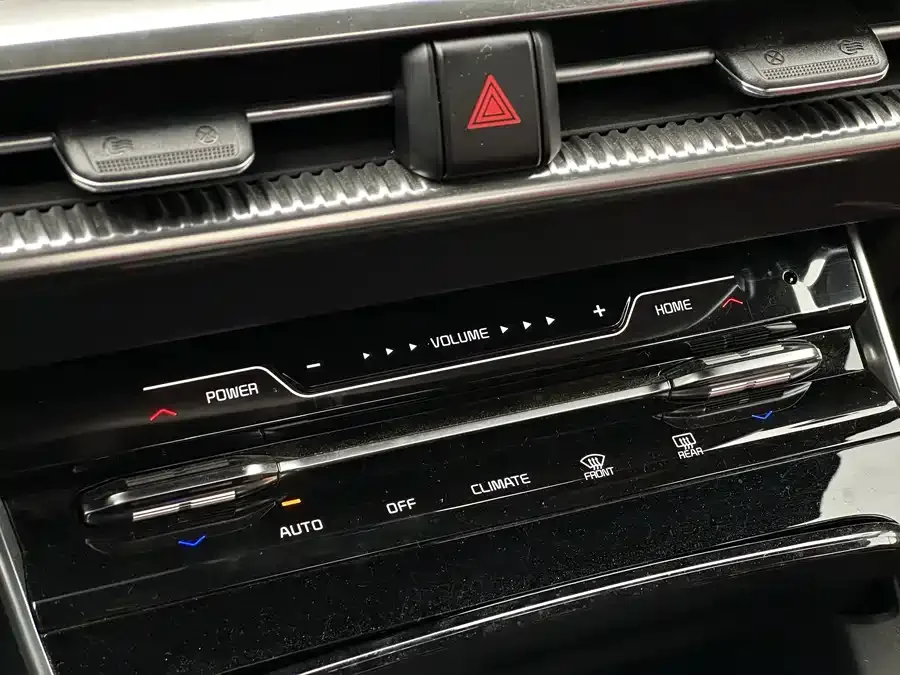 Kia K5 2020 380T GT-Line Premium Technology Edition 2023 — миниатюра 4