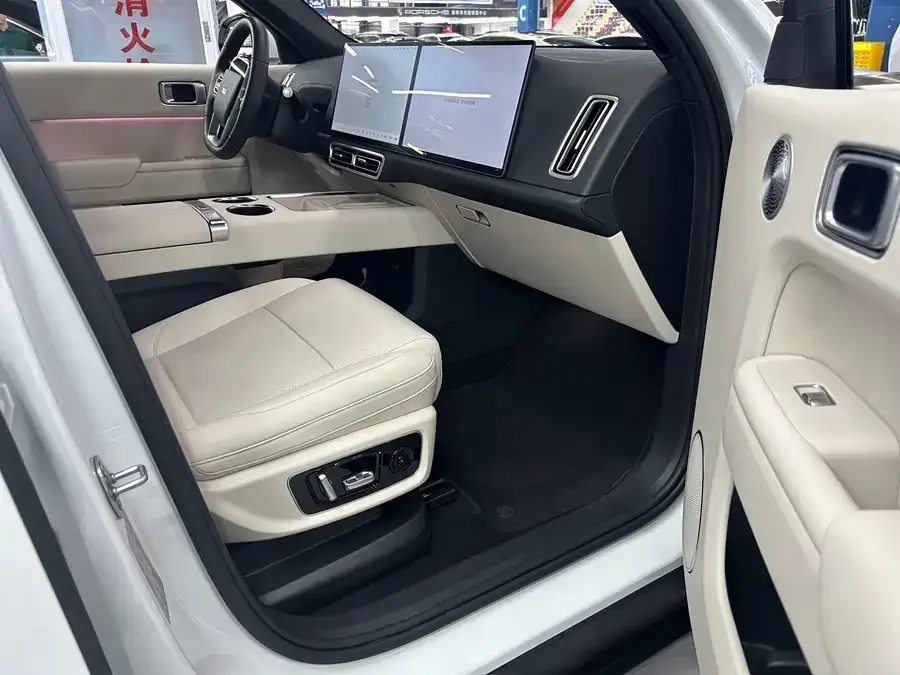 Li Xiang L9 Ideal L9 2025 Ultra Smart New Edition 2026 — миниатюра 3