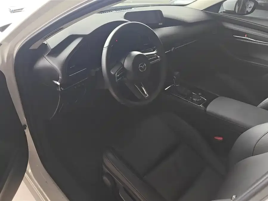 Mazda Axela Mazda 3 Angkesaila 2023 2.0L Automatic Elegant Edition 2024 — миниатюра 3