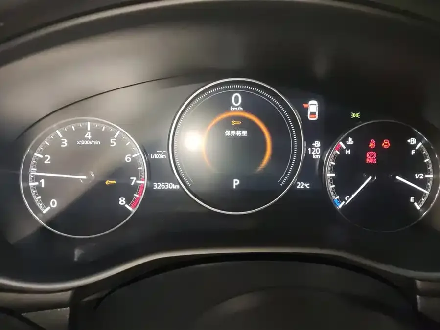 Mazda Axela Mazda 3 Angkesaila 2023 2.0L Automatic Quality Edition 2024 — миниатюра 4