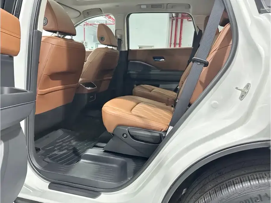 Nissan Pathfinder Tanlu 2024 380VC-TURBO 4WD Zhizun Edition 6 Seaters 2024 — миниатюра 4