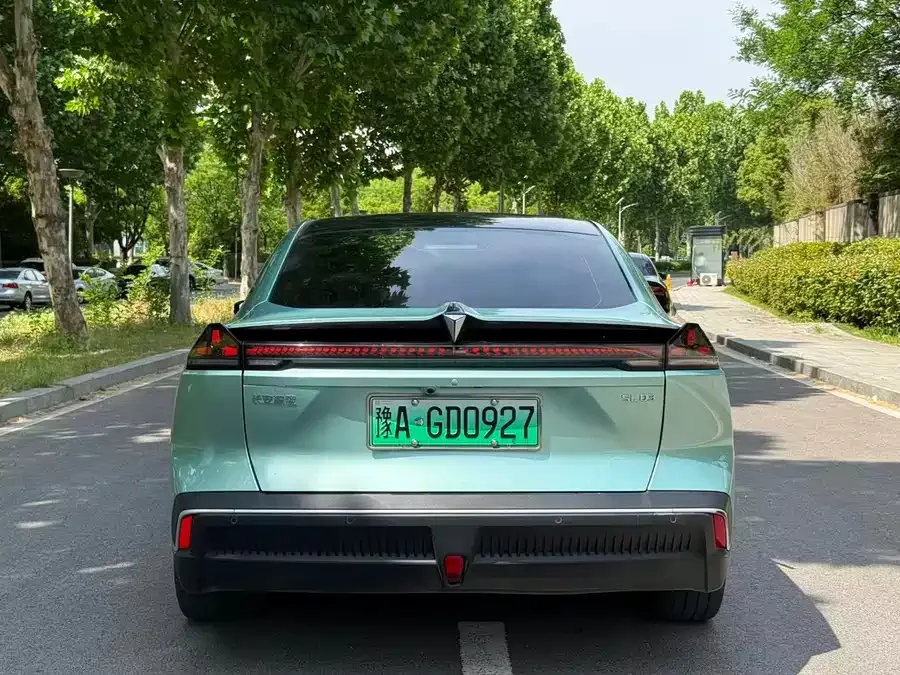 Deepal dark blue SL03 Dark Blue SL03 2023 200Max Extended Range Edition 2023 — миниатюра 3