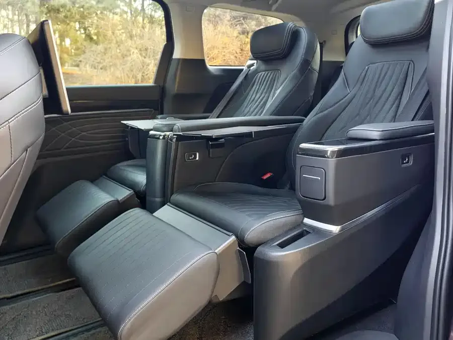 Maxus G90 2023 2.0T Interstellar Seven-seat Edition 2023 — миниатюра 2