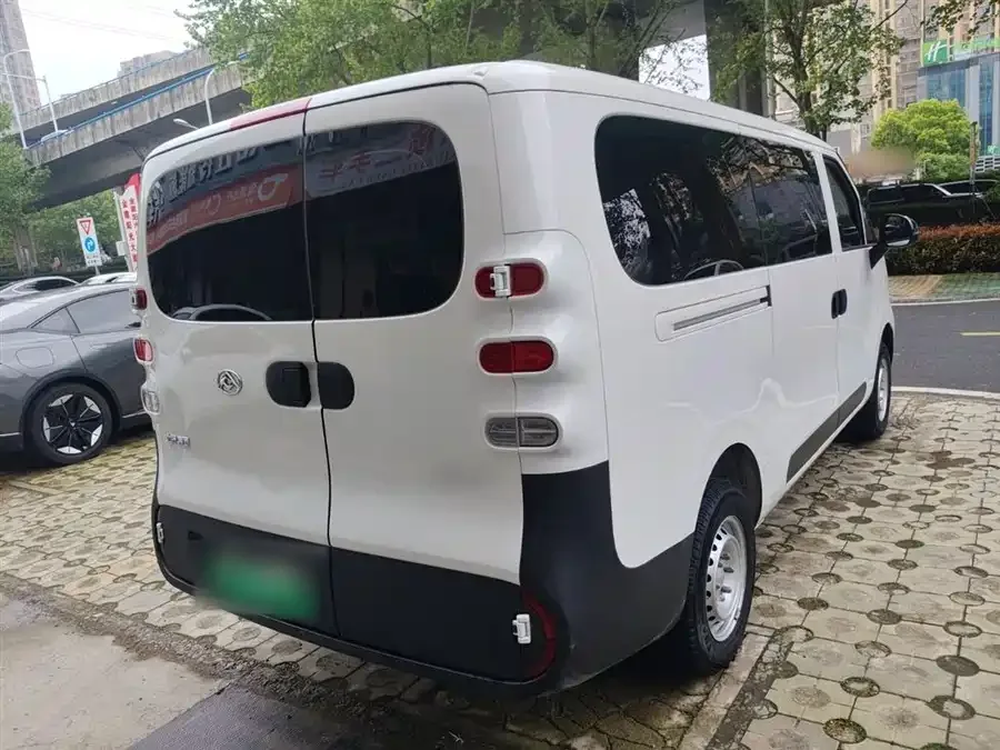 Maxus Dana V1 Dana V1 2025 Low-Roof Multi-functional Version 42kWh 2025 — миниатюра 2