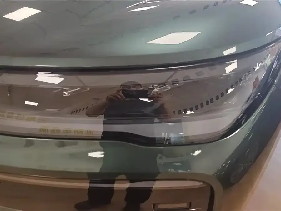 BYD N9 Denza N9 2025 flagship model 2025 — миниатюра 2
