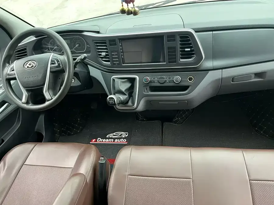 Maxus Xintu V80 Xintu V80 2021 2.0T Manual Classic Aoyuntong 139PS Mid-wheelbase Mid-roof 6/7/8/9 Seats 2022 — миниатюра 4