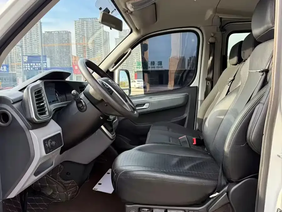Maxus Xintu V80 Xintu V80 2024 Model, Aoyuntong 6AMT, Short Wheelbase, Ultra-Low Roof, 147Ps, 7/8/9 Seats 2024 — миниатюра 5
