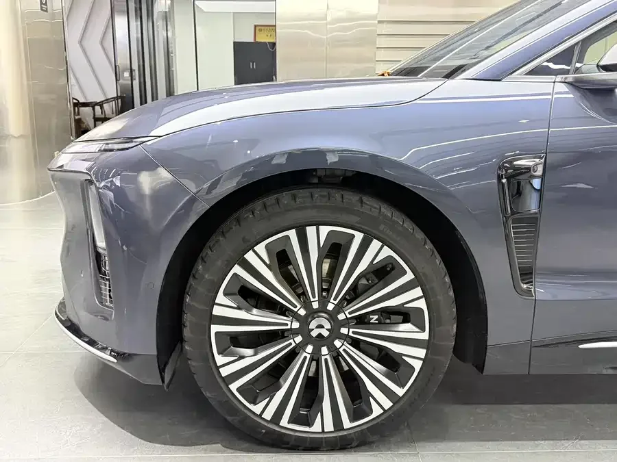 NIO ET9 NIO ET9 2025 102kWh Signature Edition 2025 — миниатюра 5