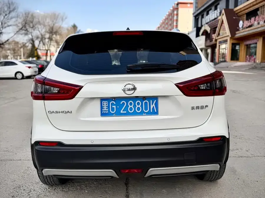 Nissan Qashqai Qashqai 2022 2.0L CVT XV Prem Luxury Edition 2022 — миниатюра 2
