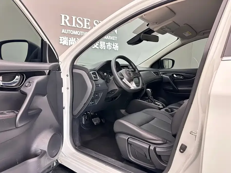 Nissan Qashqai Qashqai 2022 2.0L CVT XV Smart Edition 2023 — миниатюра 4
