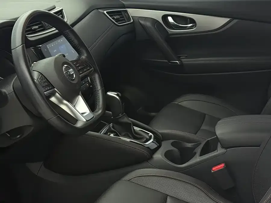 Nissan Qashqai Qashqai 2022 2.0L CVT XV Prem Luxury Edition 2022 — миниатюра 4