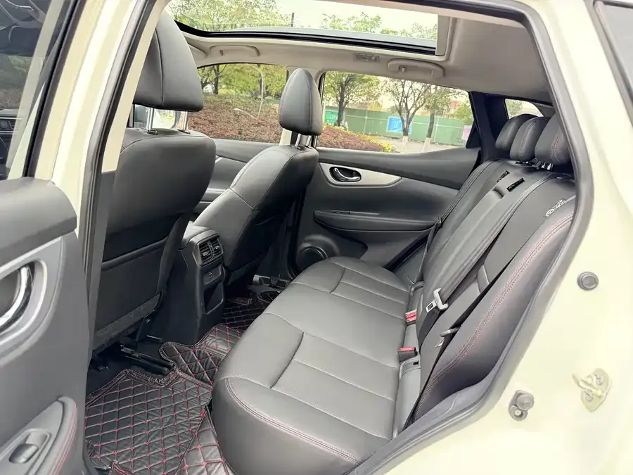 Nissan Qashqai Qashqai 2022 2.0L CVT XV Prem Luxury Edition 2023 — миниатюра 2