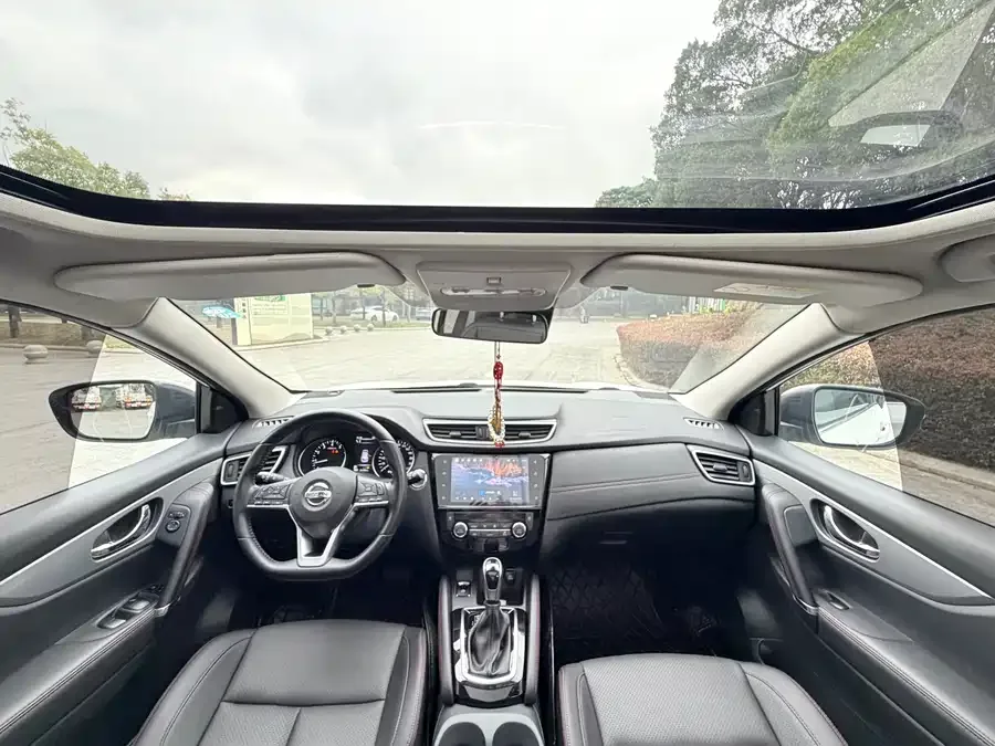 Nissan Qashqai Qashqai 2022 2.0L CVT XV Prem Luxury Edition 2023 — миниатюра 3