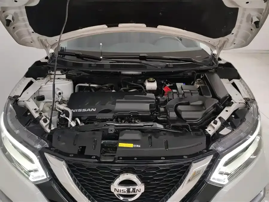 Nissan Qashqai Qashqai 2022 2.0L CVT XV Prem Luxury Edition 2023 — миниатюра 3