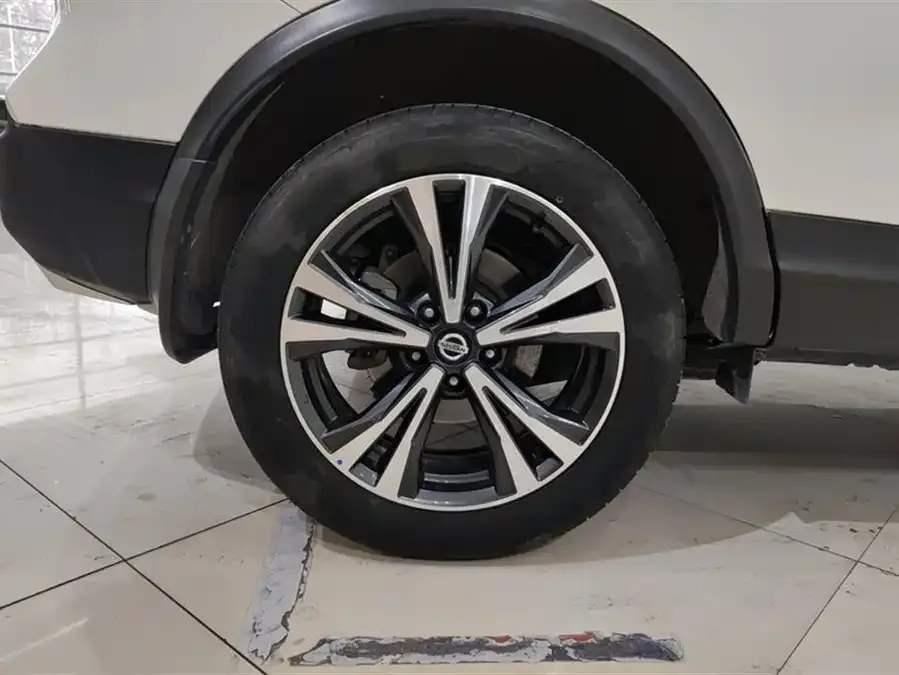 Nissan Qashqai Qashqai 2022 2.0L CVT XV Prem Luxury Edition 2023 — миниатюра 5