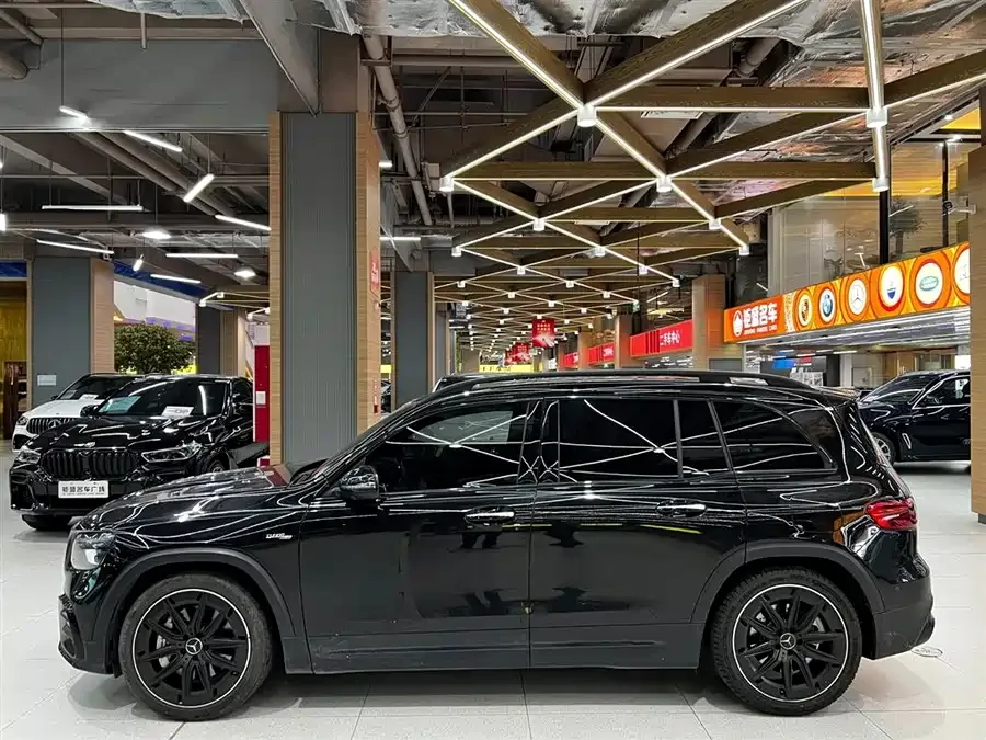 Mercedes-Benz GLB AMG Mercedes-Benz GLB AMG 2024 AMG GLB 35 4MATIC 2025 — миниатюра 2