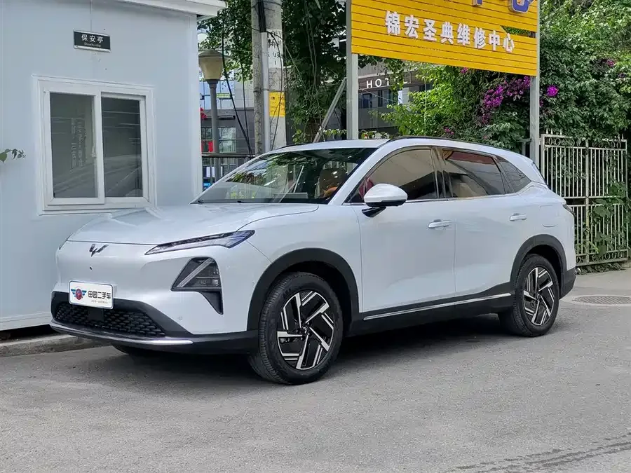 Wuling Starlight S 2025