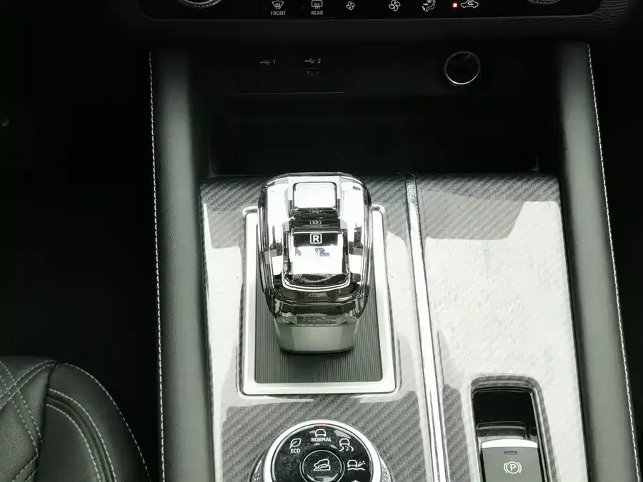 Mitsubishi Outlander Outlander 2023 1.5T CVT 4WD Honor Edition 7 Seaters 2023 — миниатюра 4