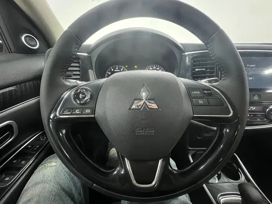 Mitsubishi Outlander Outlander 2021 2.0L 2WD Enjoy Edition 5 Seaters 2022 — миниатюра 5