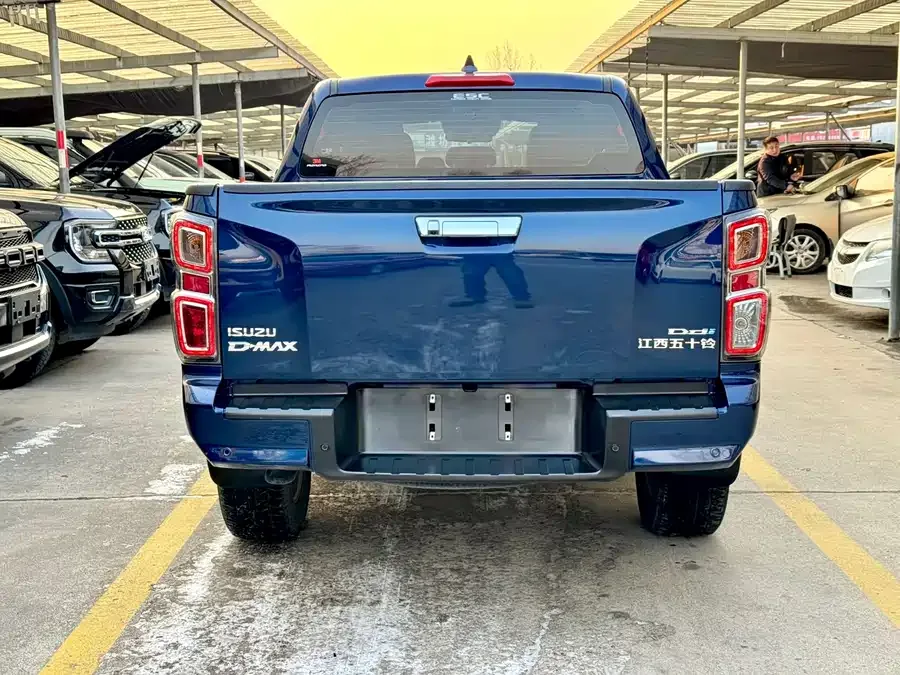 Isuzu D-Max D-MAX 2021 1.9T automatic four-wheel drive diesel Global aggressive RZ4E 2023 — миниатюра 2