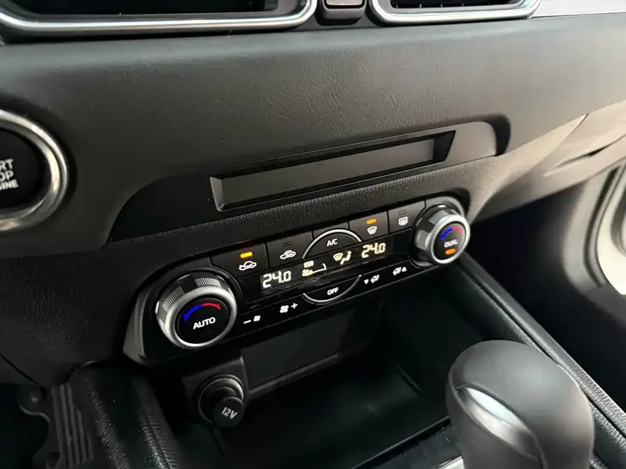 Mazda CX-5 2022 2.0L Automatic 2WD Smart Elegance 2023 — миниатюра 4
