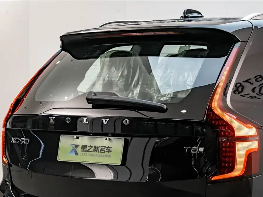 Volvo XC90 Plug-in Hybrid 2025 T8 Smart Luxury Edition 7-seater 2026 — миниатюра 3