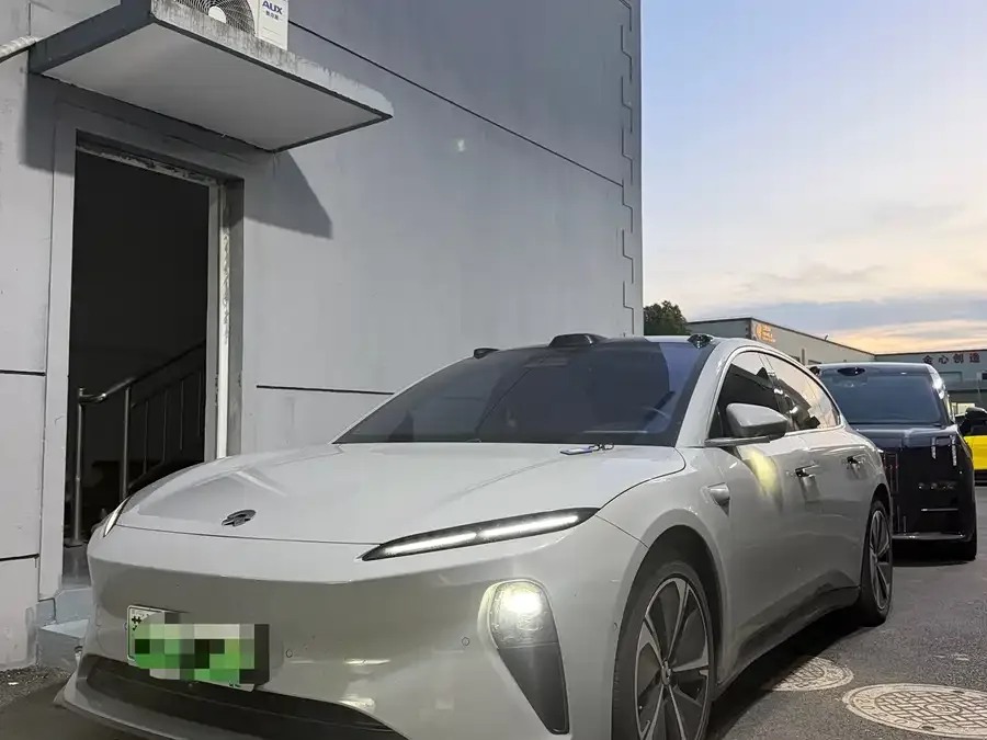 NIO ET5T 2025