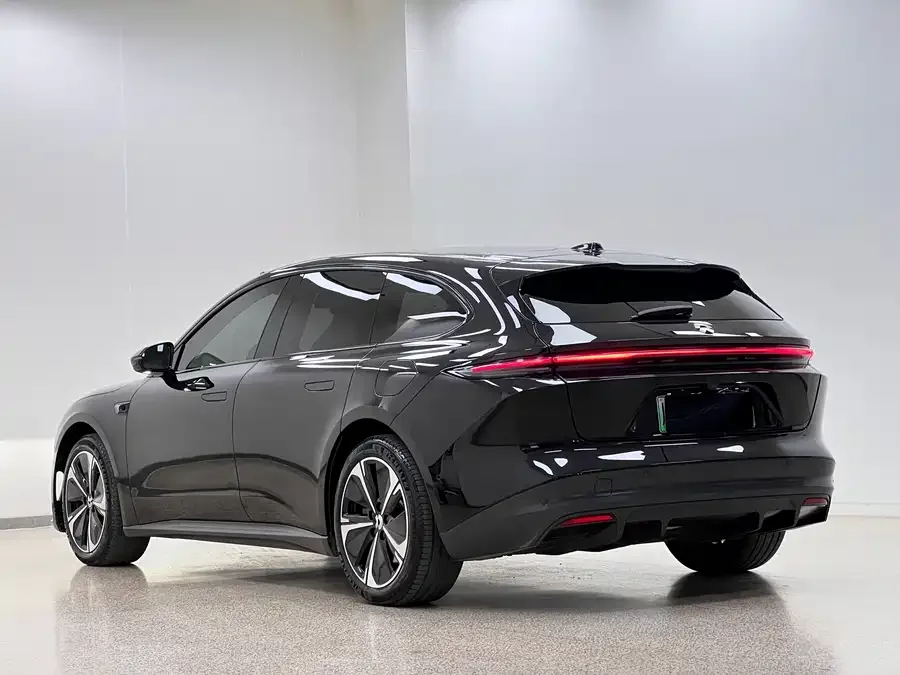 NIO ET5T NIO ET5T 2024 75kWh Touring 2024 — миниатюра 2