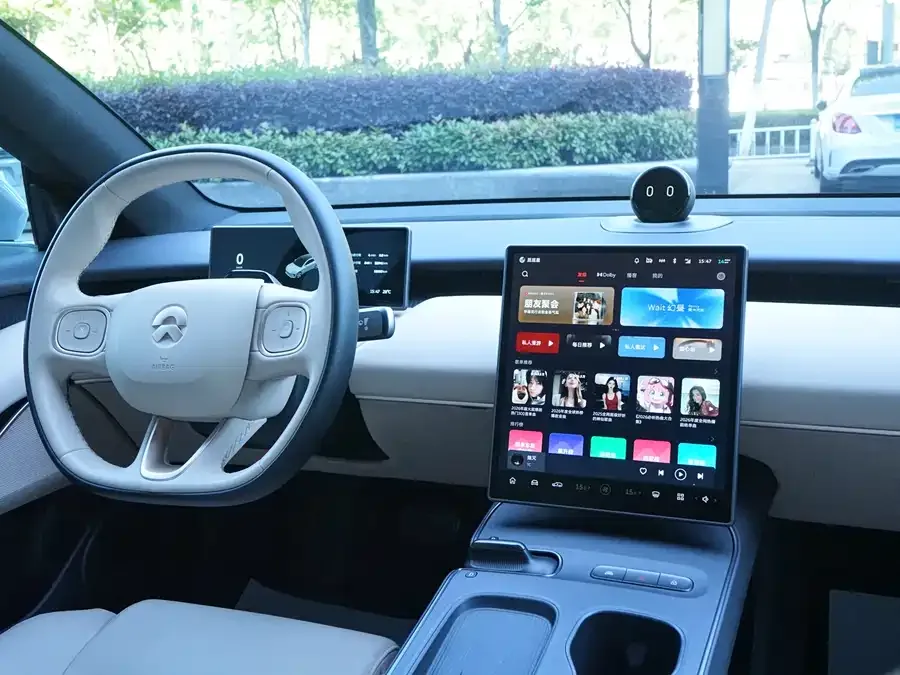 NIO ET5T NIO ET5T 2024 75kWh Touring 2025 — миниатюра 3