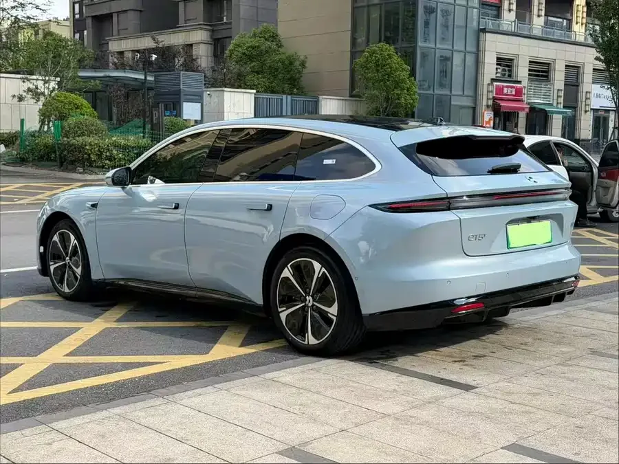 NIO ET5T NIO ET5T 2025 75kWh Touring 2025 — миниатюра 3