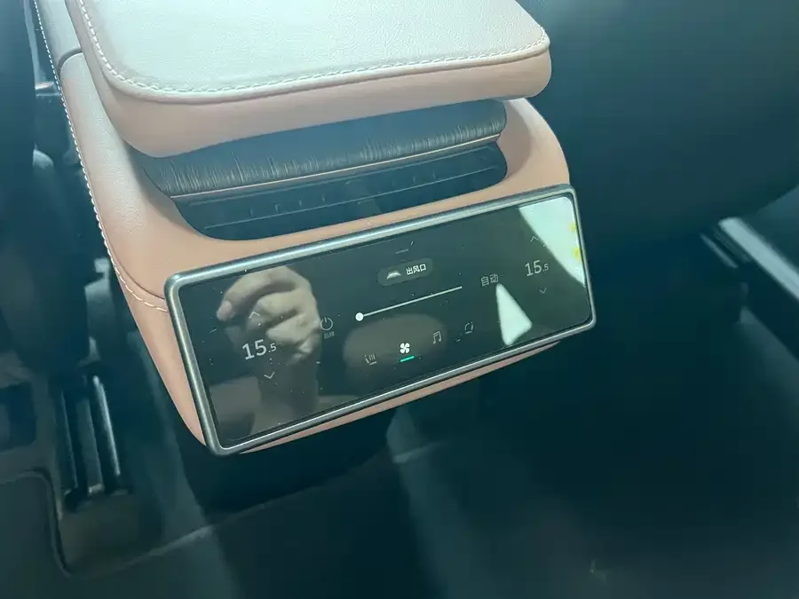 NIO EC6 NIO EC6 2024 model 75kWh 2024 — миниатюра 4