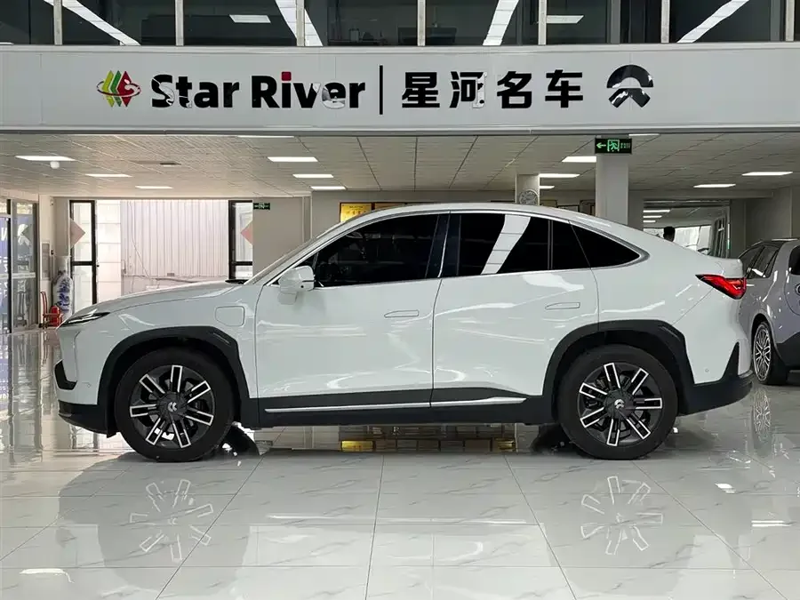 NIO EC6 NIO EC6 2022 75kWh Sports Edition 2022 — миниатюра 4