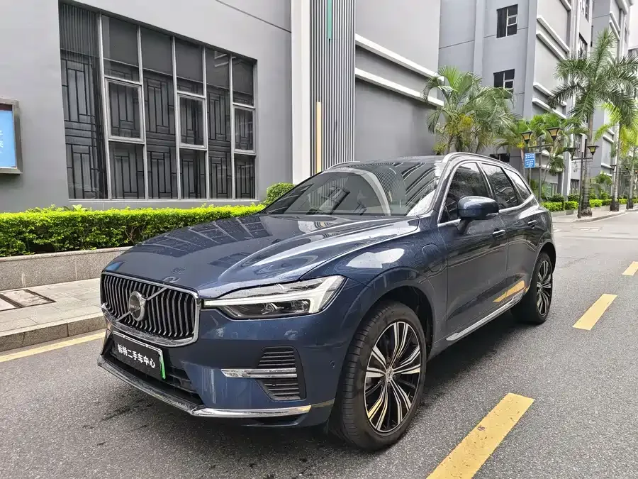 Volvo XC60 Plug-in Hybrid 2023